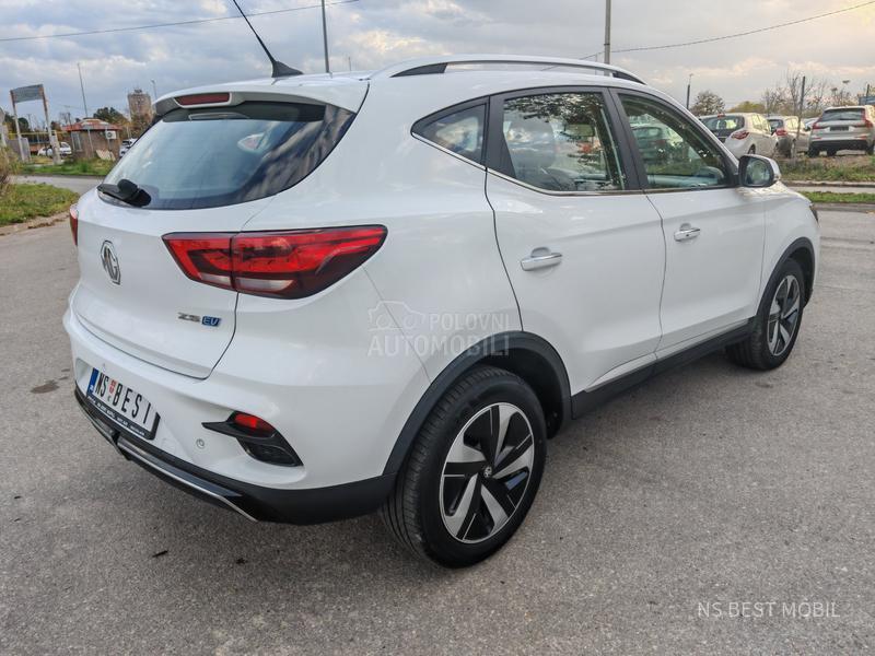 MG ZS EV elektro/177hp