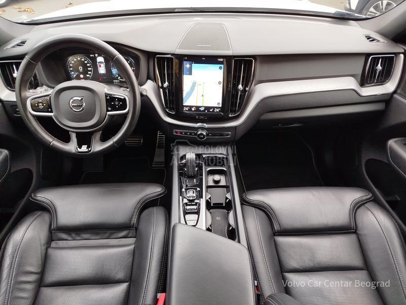 Volvo XC60 B5 AWD R-DESIGN