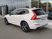 Volvo XC60 B5 AWD R-DESIGN