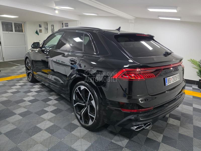 Audi SQ8 