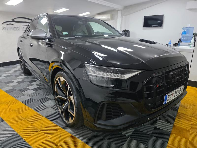 Audi SQ8 
