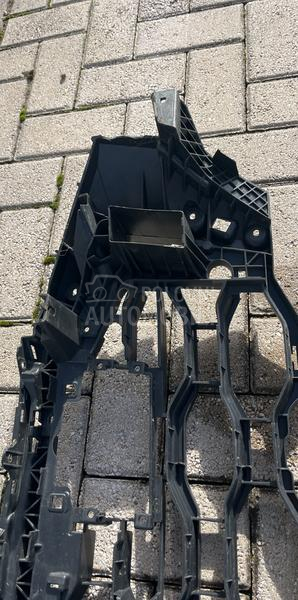 Nosač maske i branika