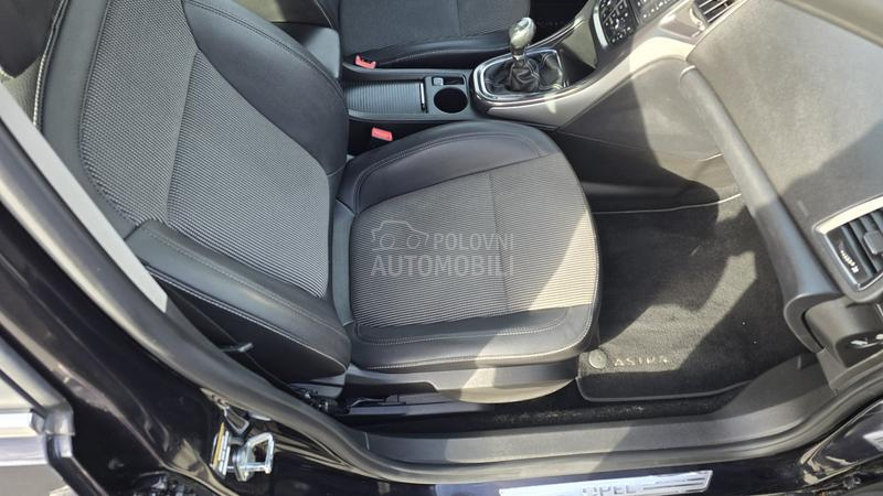 Opel Astra J 1.6T COSMO
