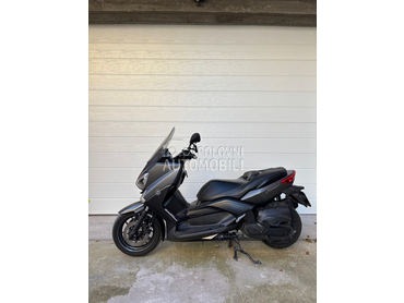 Yamaha X MAX 400