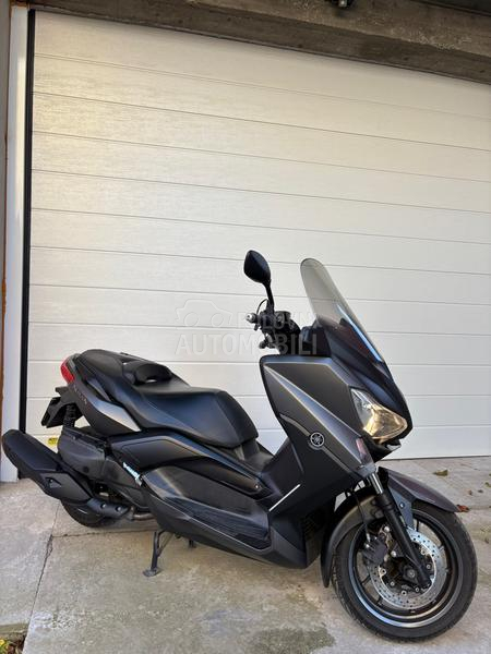 Yamaha X MAX 400