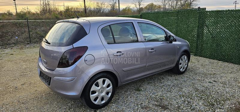 Opel Corsa D 1.0