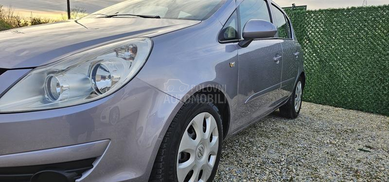 Opel Corsa D 1.0