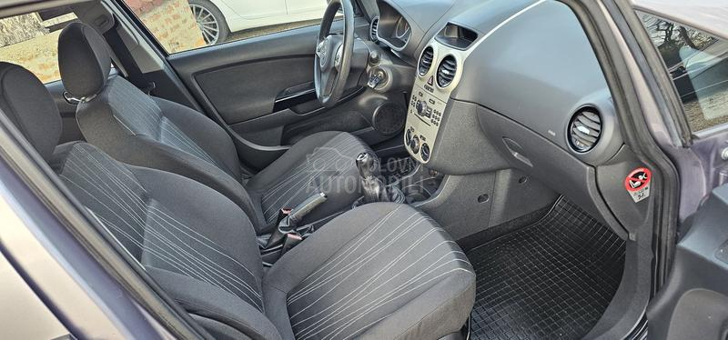 Opel Corsa D 1.0