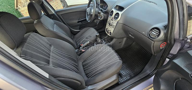 Opel Corsa D 1.0