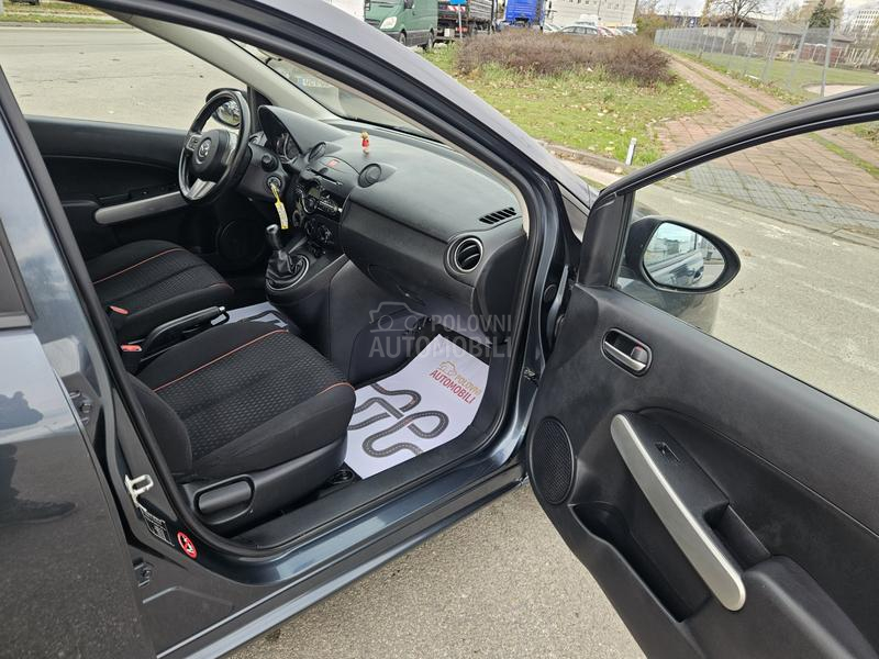 Mazda 2 1.3b restyling