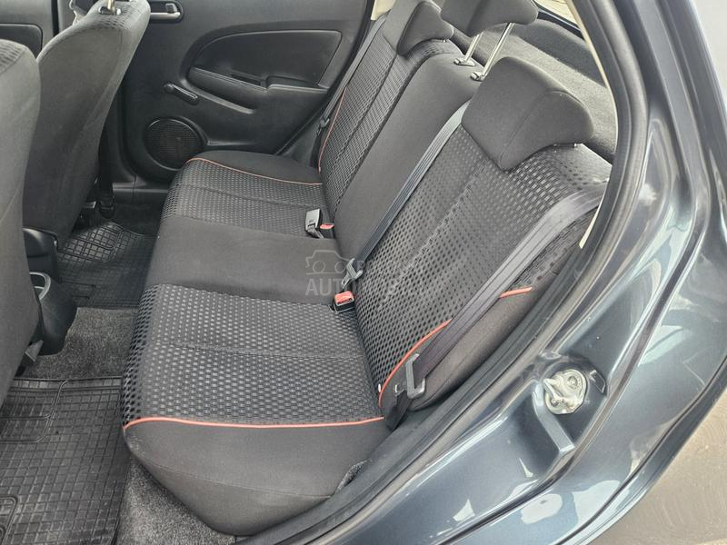 Mazda 2 1.3b restyling