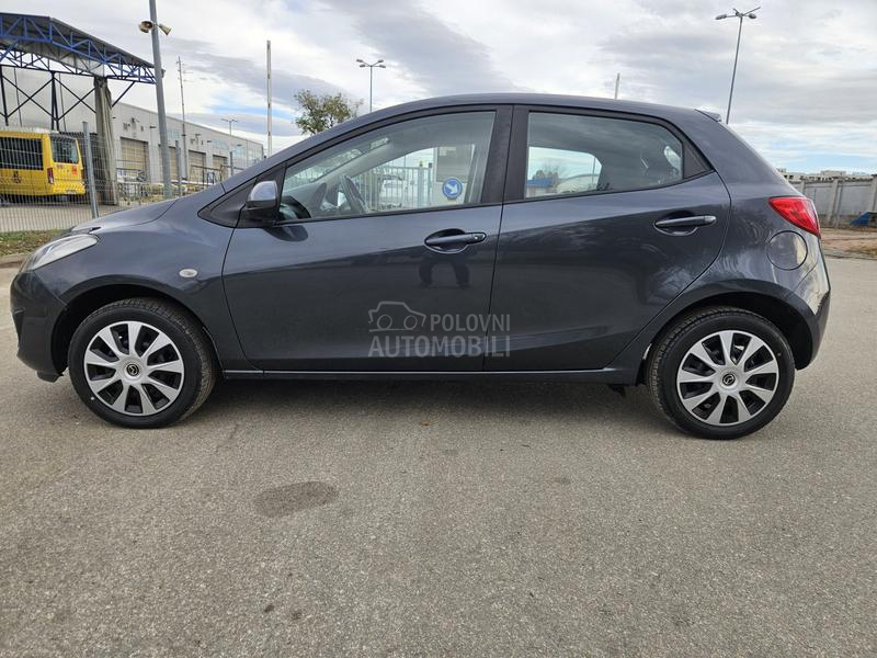 Mazda 2 1.3b restyling