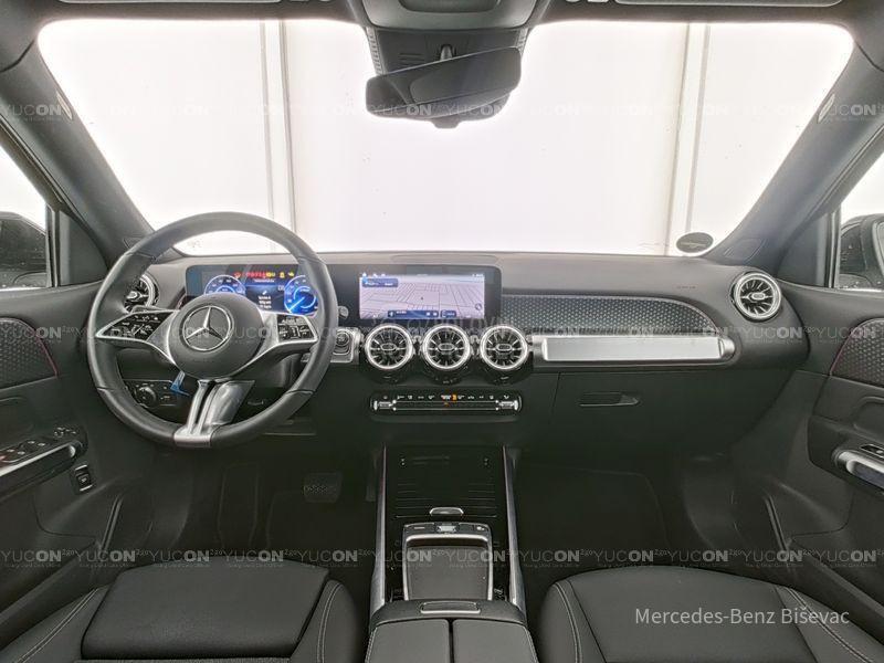 Mercedes Benz EQB 300 4MATIC