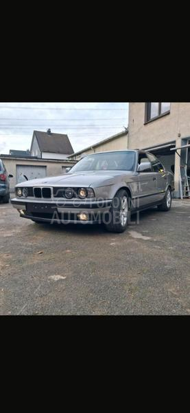 BMW 530 530i