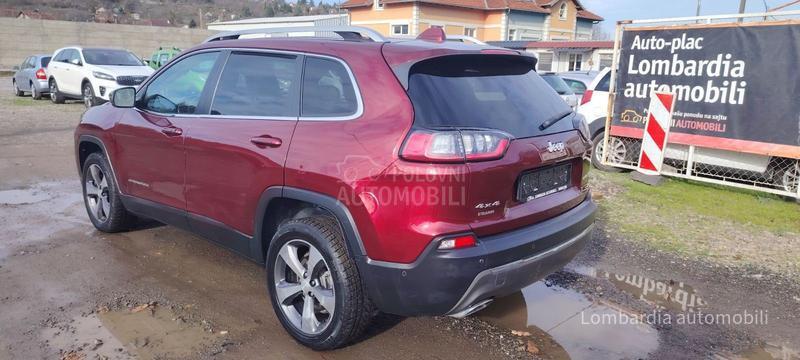 Jeep Cherokee 