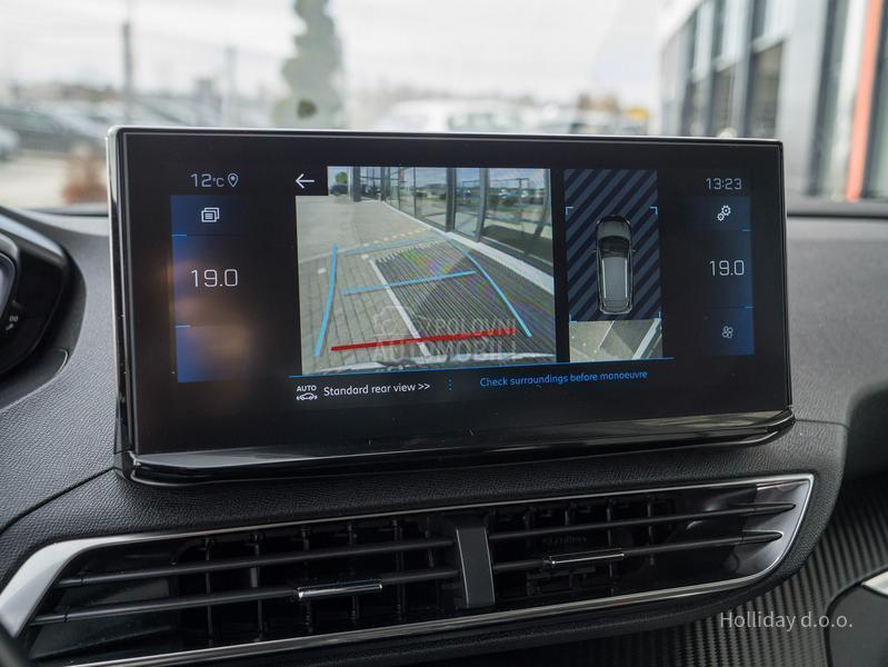 Peugeot 3008 1.5Blue HDI Allure