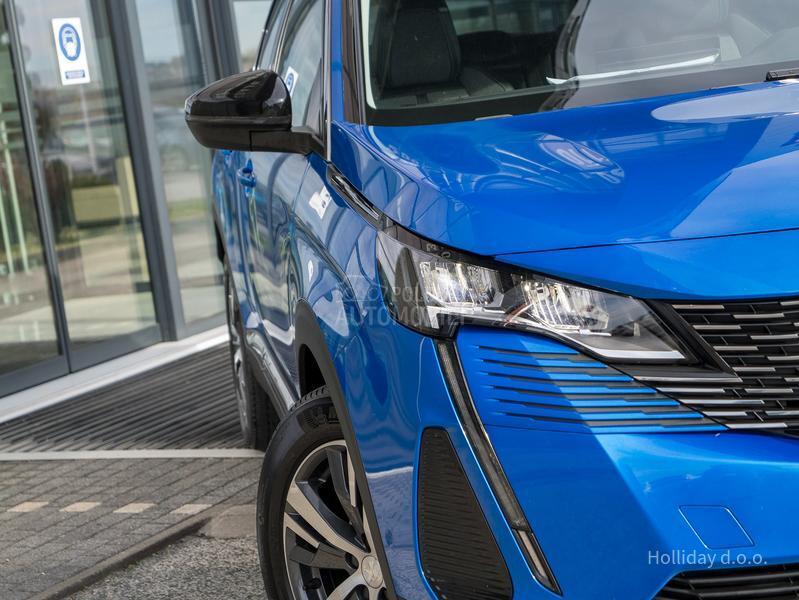 Peugeot 3008 1.5Blue HDI Allure