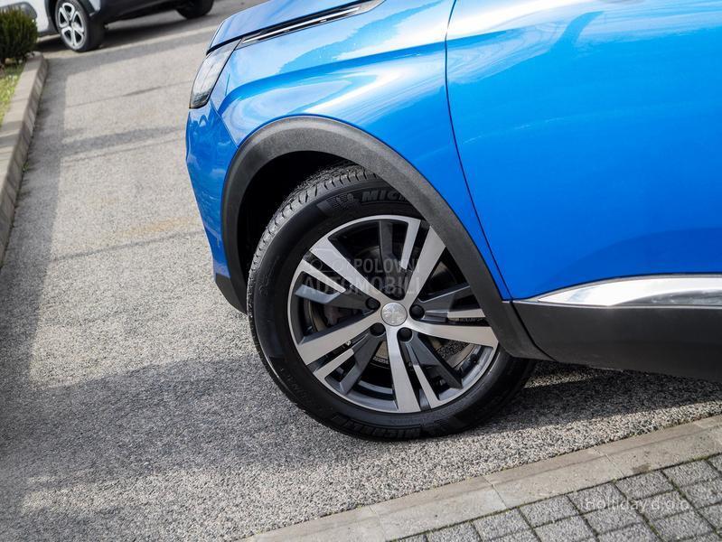 Peugeot 3008 1.5Blue HDI Allure