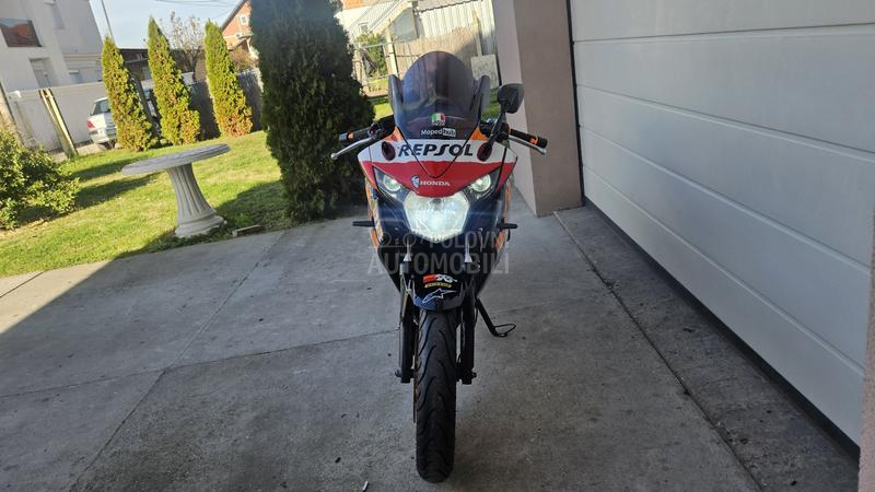 Honda cbr 125 r
