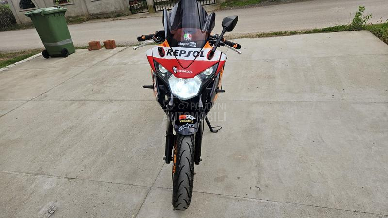 Honda cbr 125 r