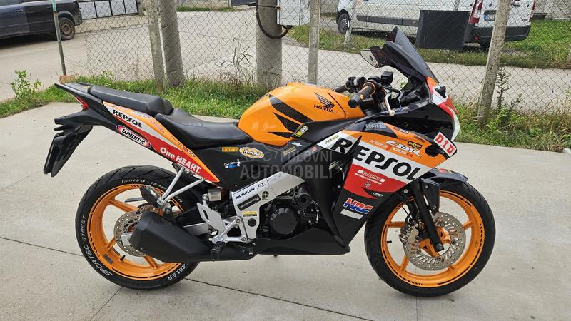 Honda cbr 125 r