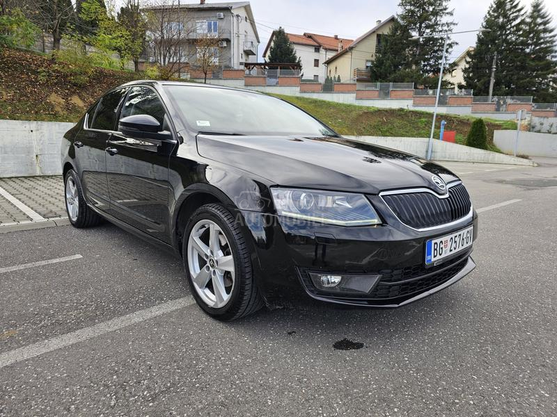 Škoda Octavia 2.0TDI ELEGANCE