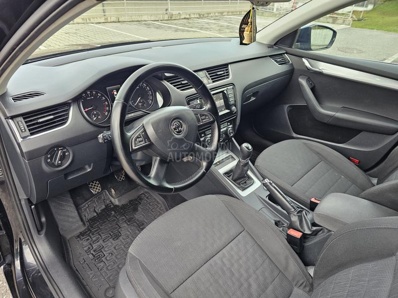 Škoda Octavia 2.0TDI ELEGANCE