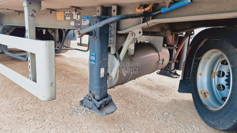 Fruhauf FST 4 FC, hladnjača