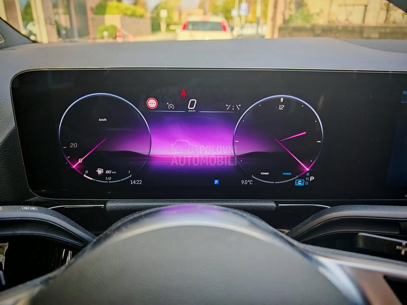 Mercedes Benz GLA 180 Progressive 7g-DCT