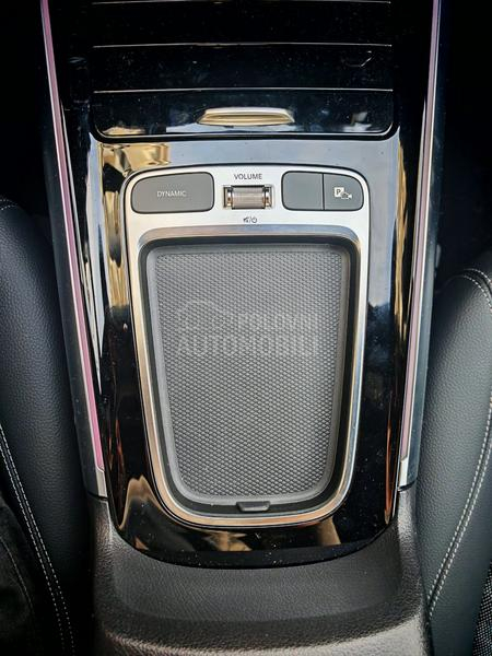 Mercedes Benz GLA 180 Progressive 7g-DCT