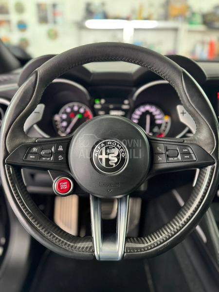 Alfa Romeo Stelvio QUADRIFOGLIO Q4