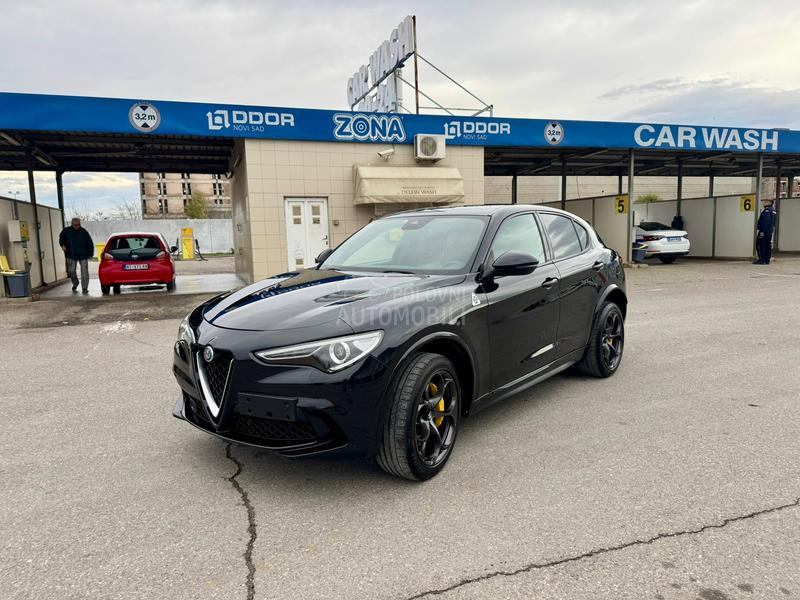 Alfa Romeo Stelvio QUADRIFOGLIO Q4