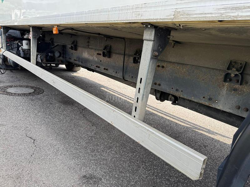 Renault Premium 270.19,hladnjača