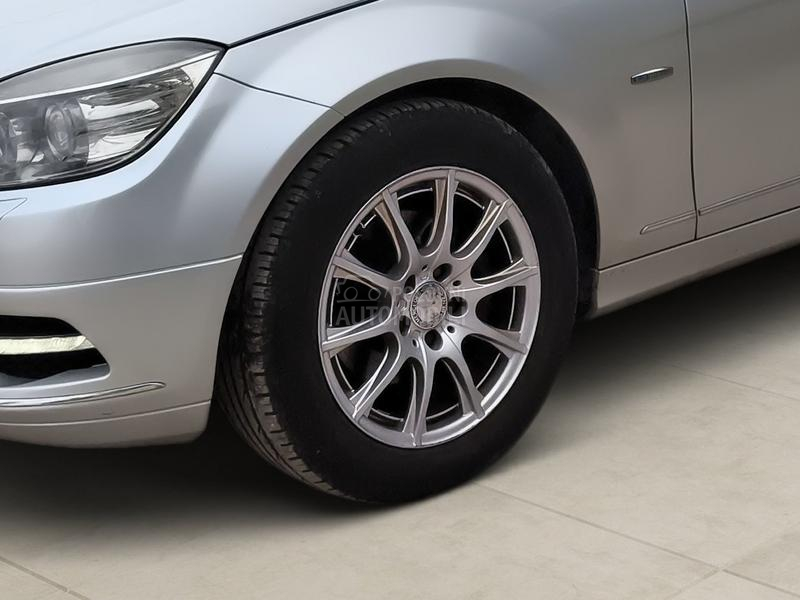 Mercedes Benz C 200 AVANGARD