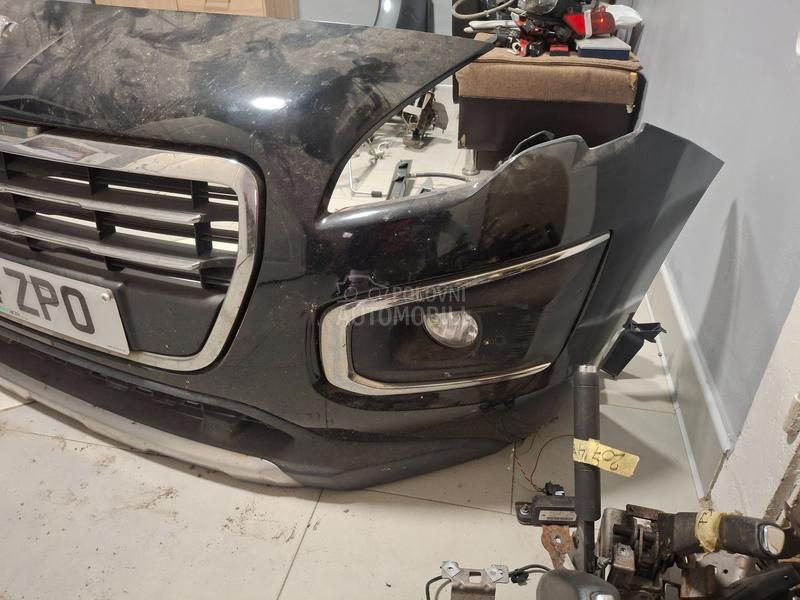 Prednji branik restajling