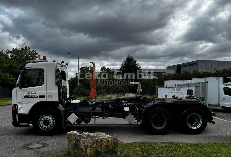 Volvo FM 400,6x4,kamion s kukom