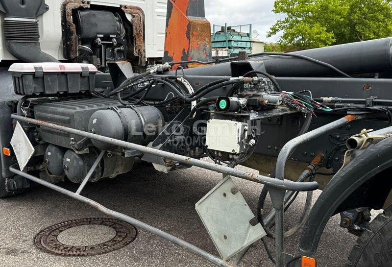 Volvo FM 400,6x4,kamion s kukom