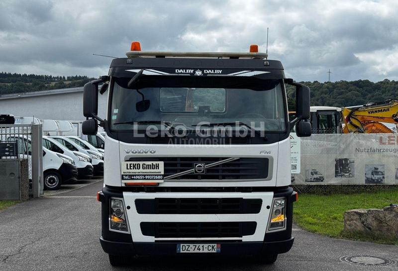 Volvo FM 400,6x4,kamion s kukom
