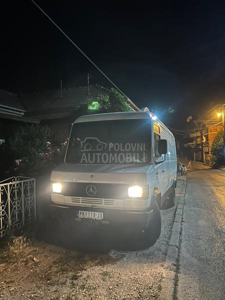 Mercedes Benz Vario 709D