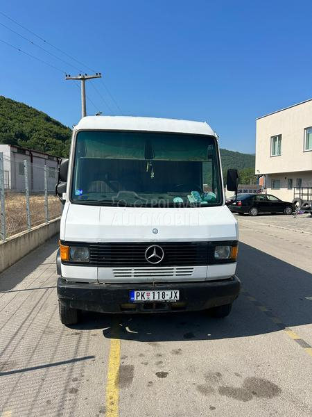 Mercedes Benz Vario 709D