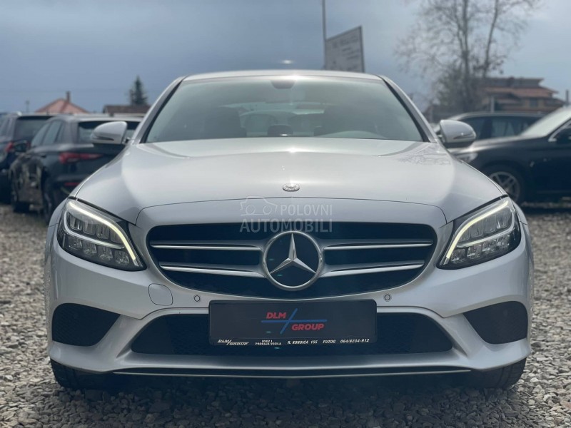 Mercedes Benz C 300 de EQ-POWER