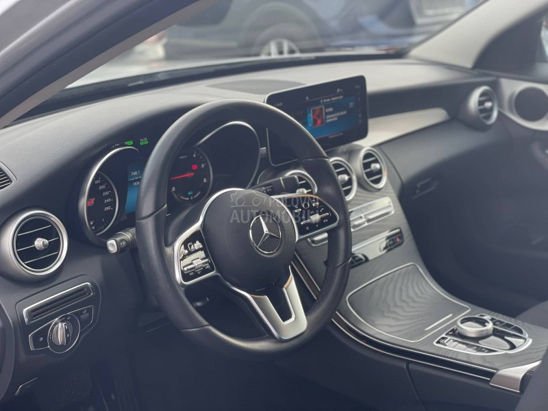 Mercedes Benz C 300 de EQ-POWER