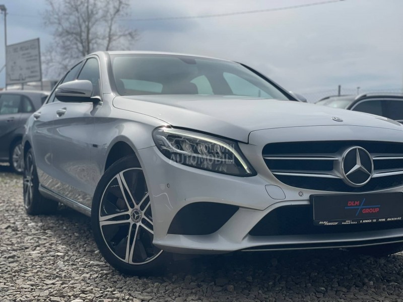 Mercedes Benz C 300 de EQ-POWER