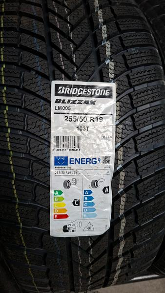 Bridgestone 255/50 R19 Zimska