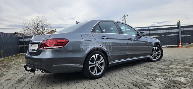 Mercedes Benz E 220 E 220