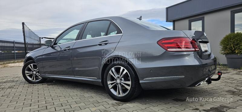 Mercedes Benz E 220 E 220