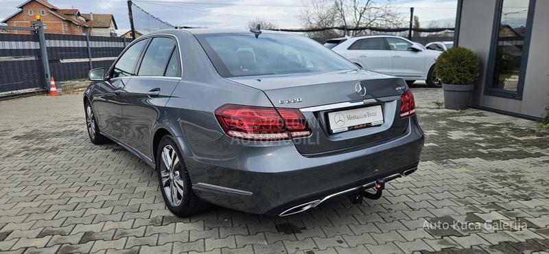 Mercedes Benz E 220 E 220