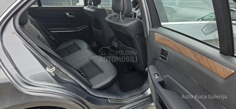 Mercedes Benz E 220 E 220