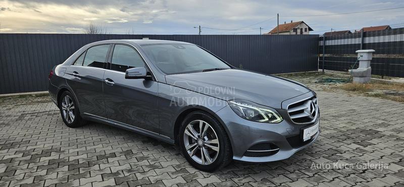 Mercedes Benz E 220 E 220