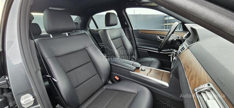 Mercedes Benz E 220 E 220